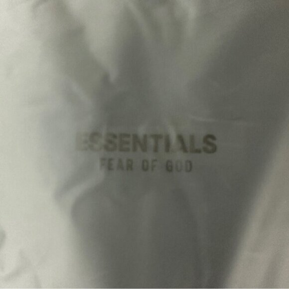 Essentials Men's Size Large Fear of God FOG NWT Oversized 100% Cotton Crewneck - Picture 6 of 13